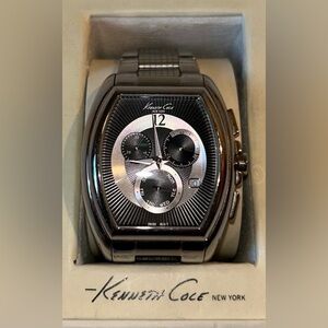 Beautiful men’s chronograph Kenneth Cole watch